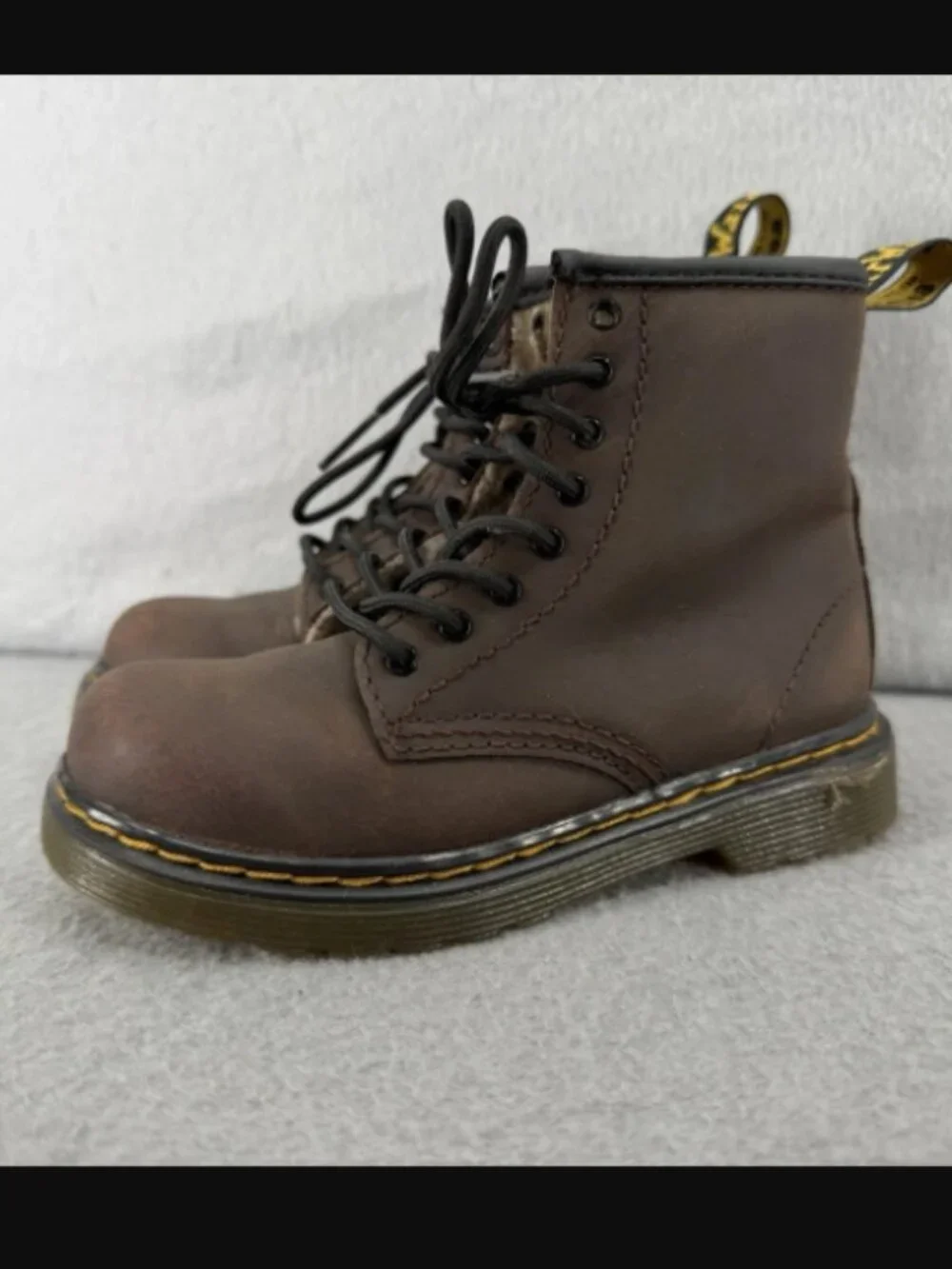 Dr. Martens Girl's Boots Size 9 Serena Brown Leather Faux Fur Lined Lace Up 1460